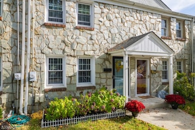 12 W End Place, Cranford, NJ 07016 - photo 2