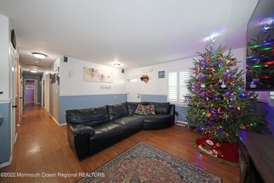 5 Region Dr, Hazlet, NJ 07730 - photo 6