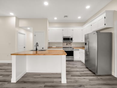 1004 S 9th St, Leesville, LA 71446 - photo 5