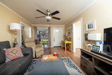 907 Gladney St, Gainesville, TX 76240 - photo 6