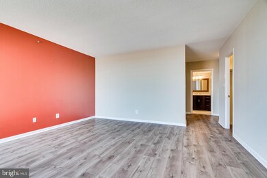 Skyline House unit 1512, Baileys Crossroads, VA 22041 - photo 7