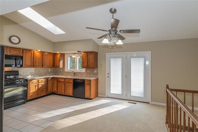 704 Andra Dr, Maryville, IL 62062 - photo 4