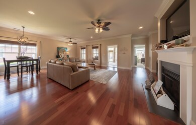224 Silver Creek Loop MLS-14