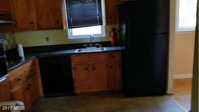 1221 Iron Forge Rd, District Heights, MD 20747 - photo 6