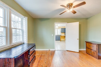 200 W Cedar St, Shelbyville, TN 37160 - photo 6