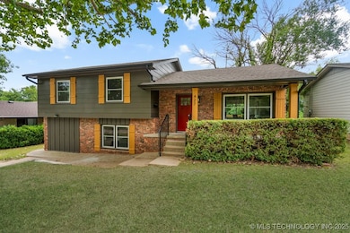 427 N Moccasin Place, Sapulpa, OK 74066 - photo 2