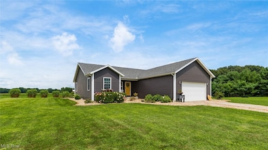 505 Kenneth Dr, Duncan Falls, OH 43734 - photo 5