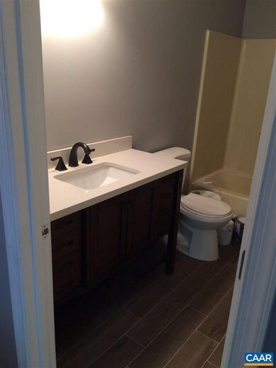 1384 5th St unit D, Waynesboro, VA 22980 - photo 7