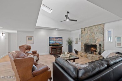 06-Living Room