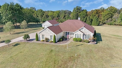 12 Jacks Cabin Dr, Defiance, MO 63341 - photo 2