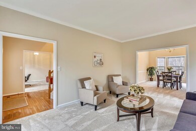 19805 Madrigal Dr, Germantown, MD 20876 - photo 7