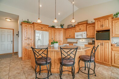 1315GoldenEagleLn_0002