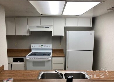 1525 Shannon Way, Sparks, NV 89431 - photo 3