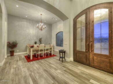 Formal Dining-Foyer