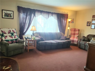 8 Maple St, Seneca Falls, NY 13148 - photo 6