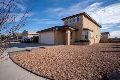 14232 Desert Sunset Dr, Horizon City, TX 79928 - photo 3