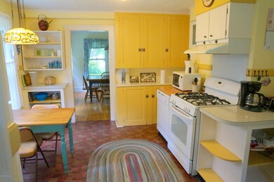 Kitchen to Dining