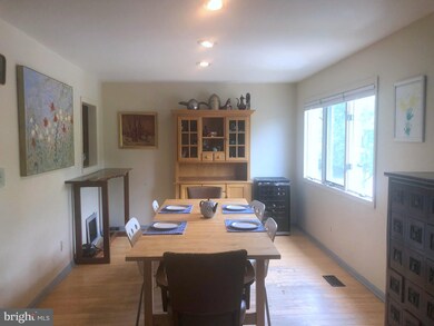 26 Exeter Ct, Princeton, NJ 08540 - photo 6