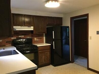 19 Winslow St, Shrewsbury, MA 01545 - photo 4