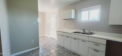 7500 Kingman Dr, El Paso, TX 79915 - photo 6