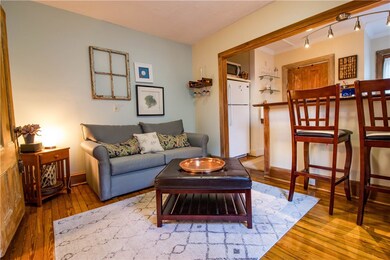 21 School St unit 2, Newport, RI 02840 - photo 3