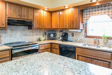 551 Chesapeake Dr, Harrodsburg, KY 40330 - photo 7