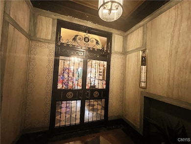 377 W Onondaga St unit 306, Syracuse, NY 13202 - photo 2