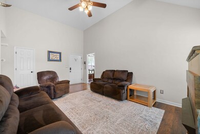 986 Trey Phillips Dr, Clarksville, TN 37042 - photo 6