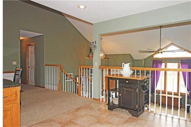 Open Floorplan Lets in Lots of Natural Light