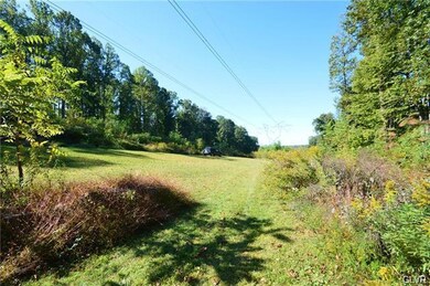 5612 Oak Ln, Zionsville, PA 18092 - photo 6