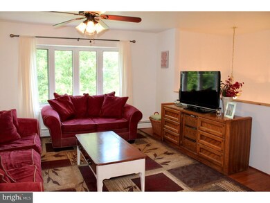 6832 Mill Creek Rd, Slatington, PA 18080 - photo 4