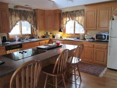 1245 Washington St, Walpole, MA 02081 - photo 5