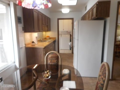 10626 W Granada Dr, Sun City, AZ 85373 - photo 7