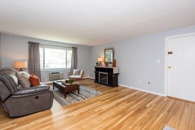 1 Albert Dr unit 6, Woburn, MA 01801 - photo 5
