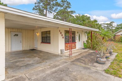 1306-Moss-100.jpg-FULL