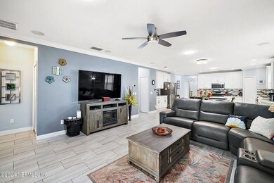 9-web-or-mls-2334-norwood-pl