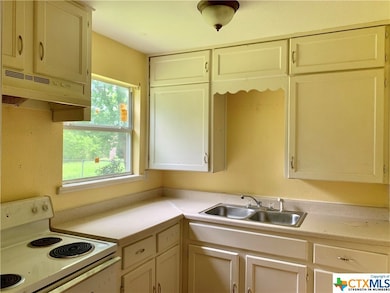 110 N 36th St, Temple, TX 76501 - photo 5