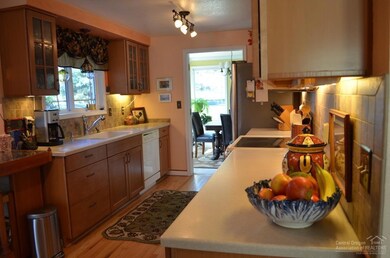 20857 King David Ave, Bend, OR 97702 - photo 3