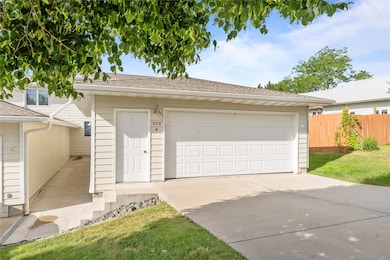 320 20th Ave S unit A, Great Falls, MT 59405 - photo 5