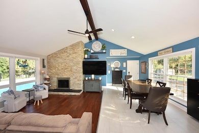 W164N4951 Lilac Ct, Menomonee Falls, WI 53051 - photo 6