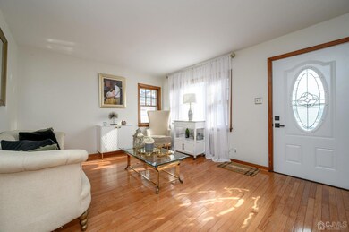 581 Fern Ave, Lyndhurst, NJ 07071 - photo 5