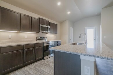 1324 E 94th St, Odessa, TX 79765 - photo 4