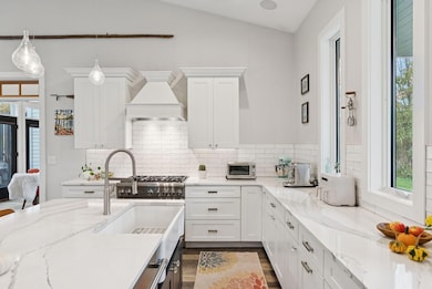 12 Wallace St, Kennebunk, ME 04043 - photo 4