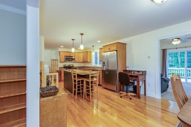 71 Frontier Dr, Pelham, NH 03076 - photo 5