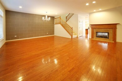 4291 Linden Tree Ln, Glenview, IL 60026 - photo 4