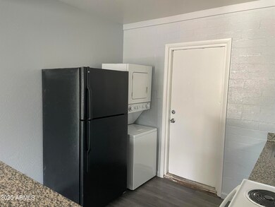 2402 N 24th St unit 3, Phoenix, AZ 85008 - photo 4