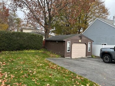 699 Chestnut St unit 1, Manchester, NH 03104 - photo 3