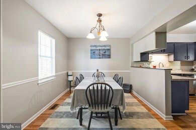 186 Fairfield Dr, Warrenton, VA 20186 - photo 2