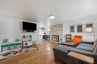 2213 W 6th Ave, Kennewick, WA 99336 - photo 4