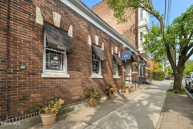 340 Hamilton St, Albany, NY 12210 - photo 3